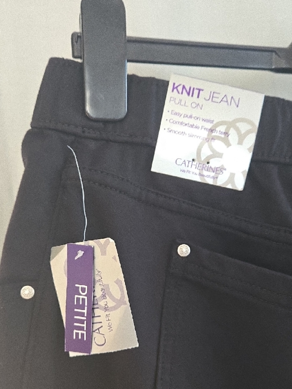 Catherines Black Capri Pants with Elastic Waist - Picture 8 of 11